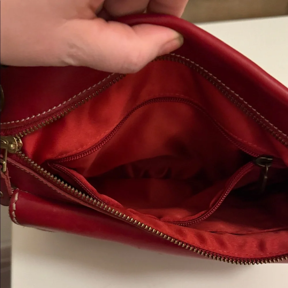 Roots Cherry Red Leather Crossbody Bag - Picture 9 of 10